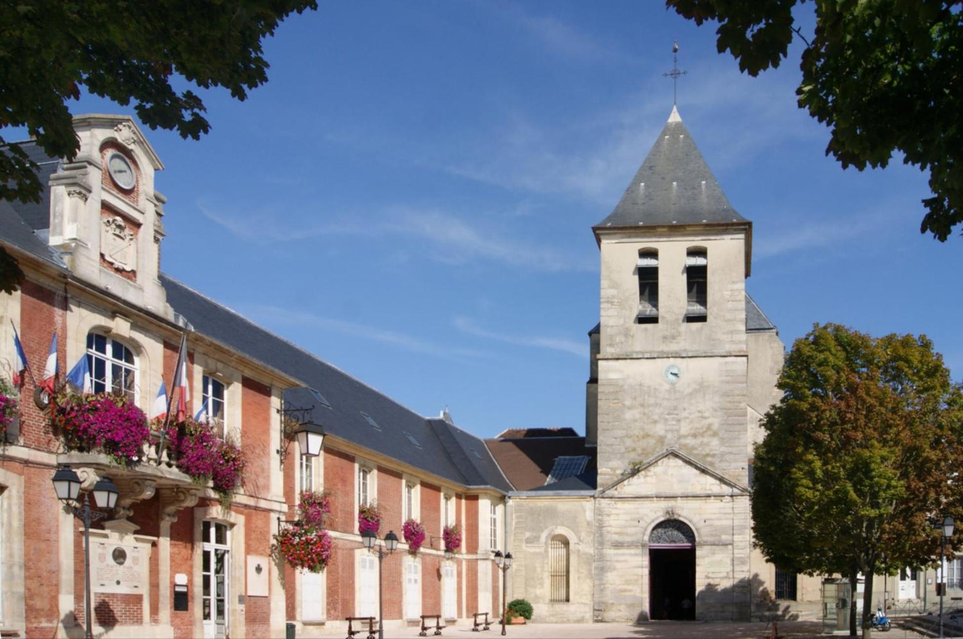 Maison De Ville Entre Disneyland Et Paris. Lagny Esterno foto